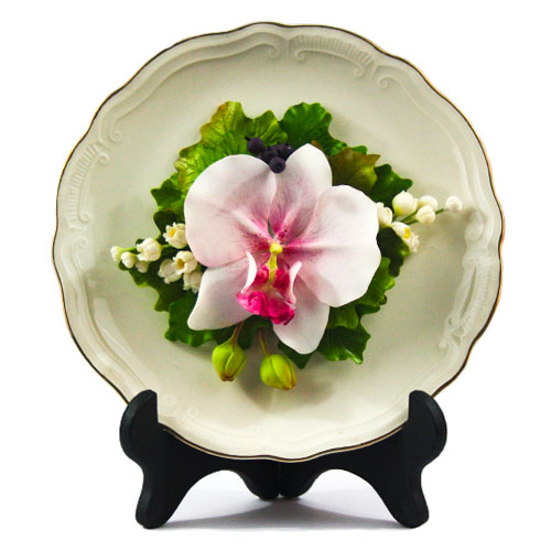 بشقاب چینی با گل ارکیده و موگه